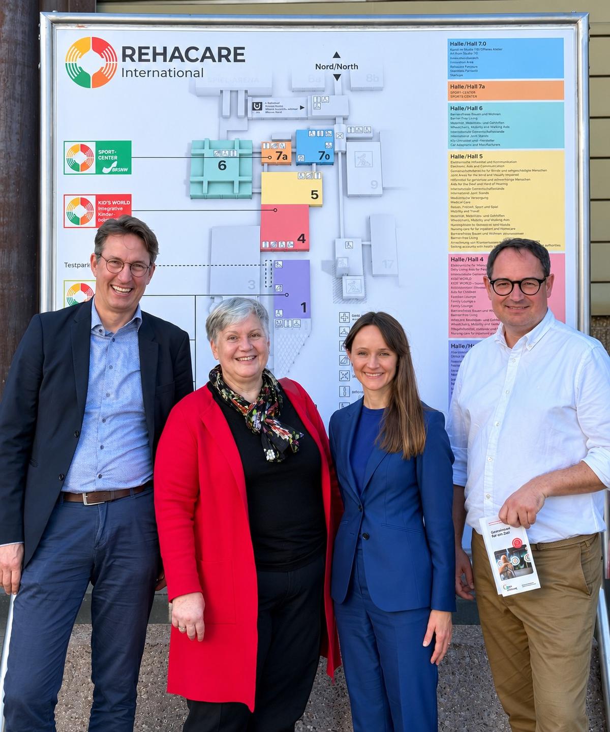 ihr-rehadienst-besuch-rehacare2026 Gemeinsam mit langjährigen Partnern waren wir auf der REHACARE in Düsseldorf unterwegs. Bei unserem gemeinsamen Messerundgang ging es um aktuelle Entwicklungen in der Rehabilitation, neue Versorgungslösungen und innovative Hilfsmittel – vor allem aber um den persönlichen Austausch mit Fachleuten, Herstellern und Versorgern.